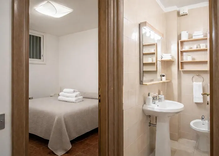 Parcheggio Riservato, Giardino Privato E Campo Da Tennis - Rosalba * Ospedaletti