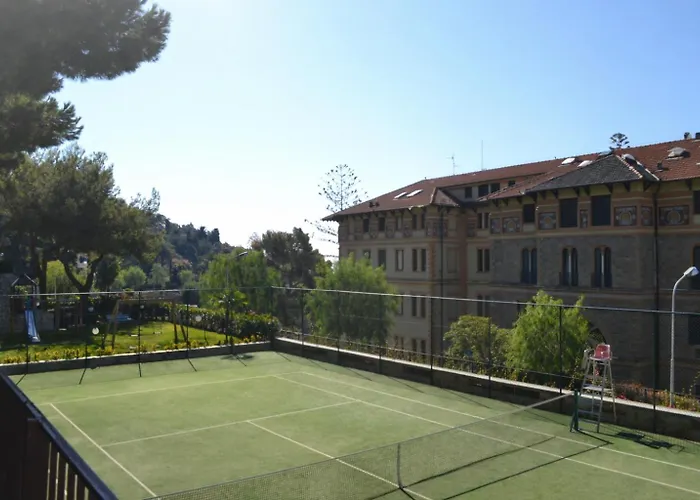 Parcheggio Riservato, Giardino Privato E Campo Da Tennis - Rosalba Lejlighed Ospedaletti